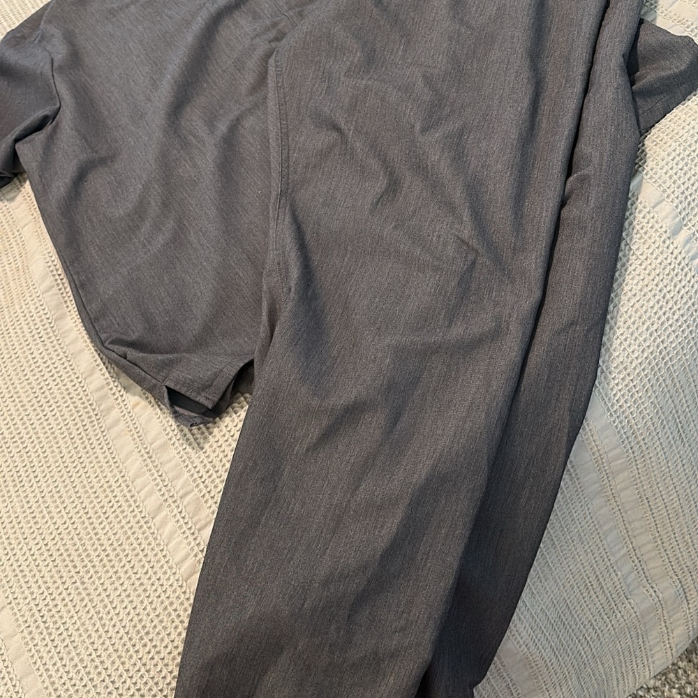 Figs Dress Pants in Classic Gray